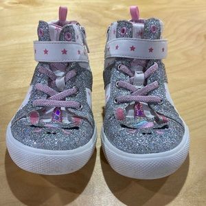 Toddler glitter shoes